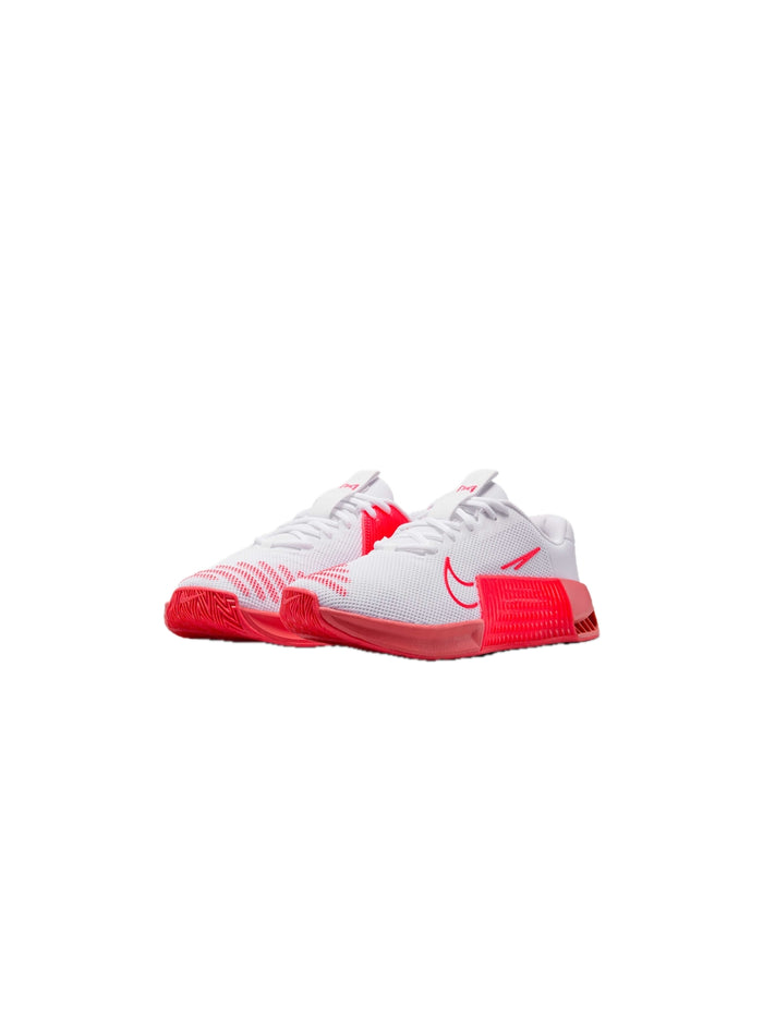 W Nike Metcon - White/Bright Crimson-5